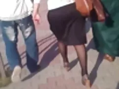 Jill brama un pollo  ...