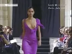 Biondo afoso con gra ...